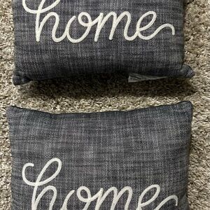 Set of 2 Home Accent Pillow